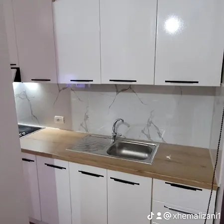 Holiday Apartment *