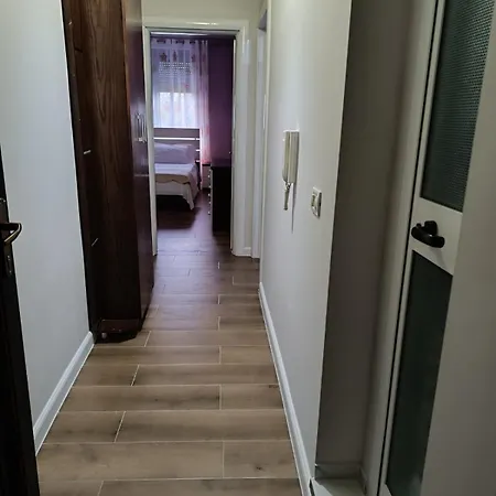 Holiday Apartment * Durrës