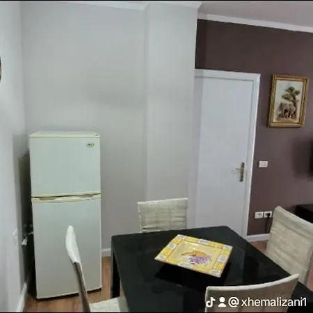 Holiday Apartment Apartamento Durrës